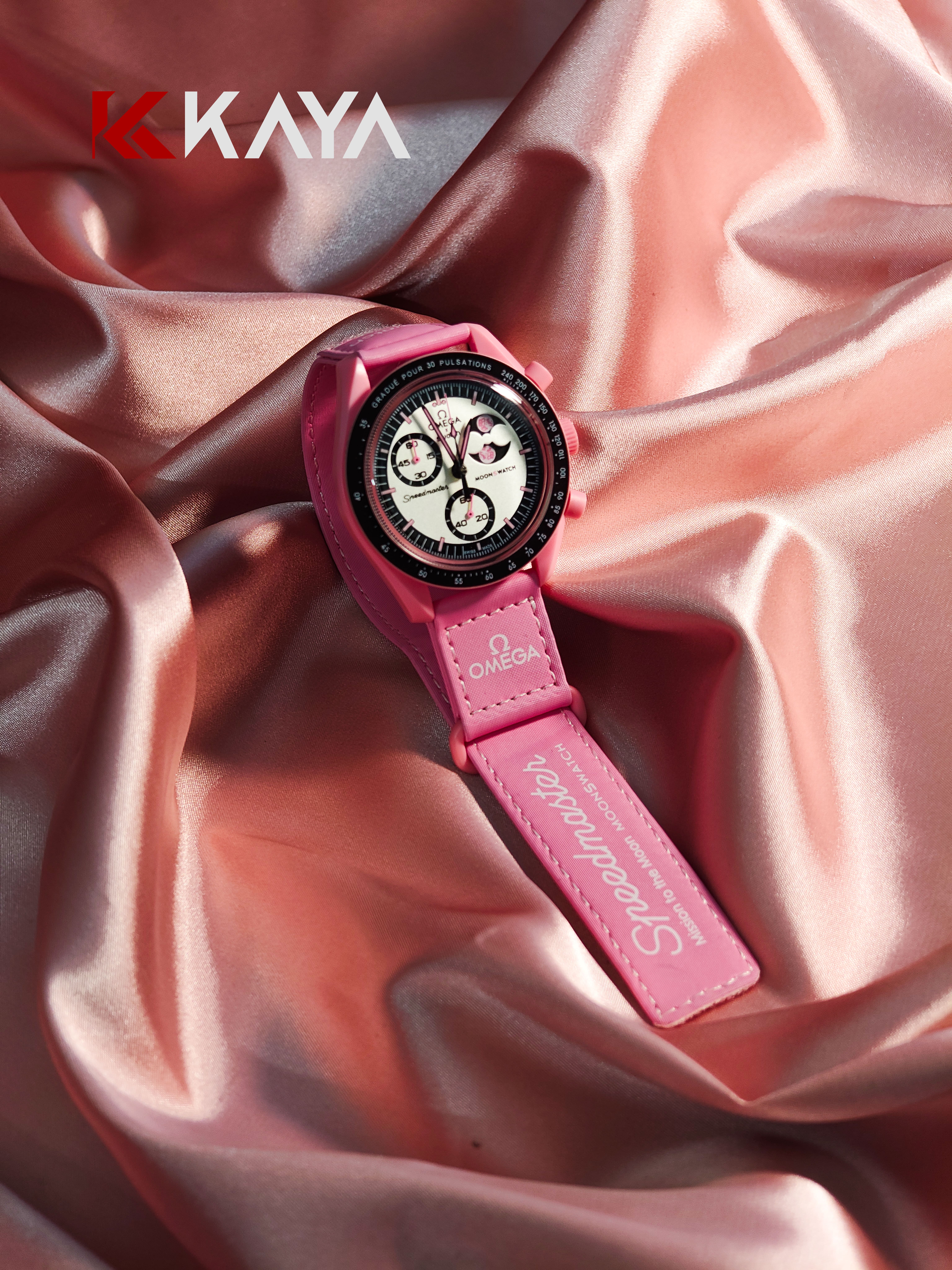 Omega x Swatch MoonSwatch  Mission to the Moonphase "Pink" (Snoopy Edition)
