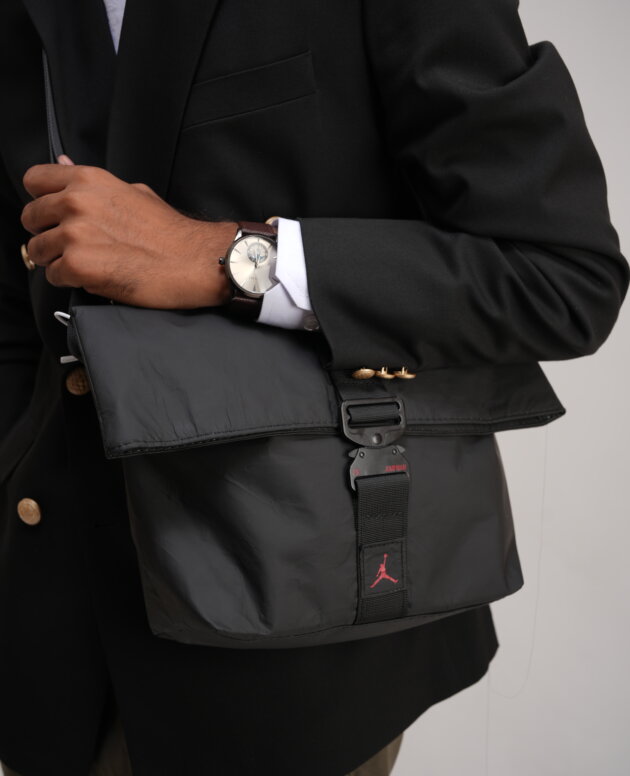 Kaya Urban Messenger Crossbody Bag